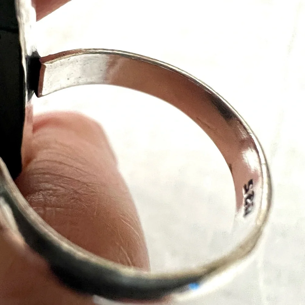 925 Long Elegant Malachite Ring 7.5 - Picture 8 of 13